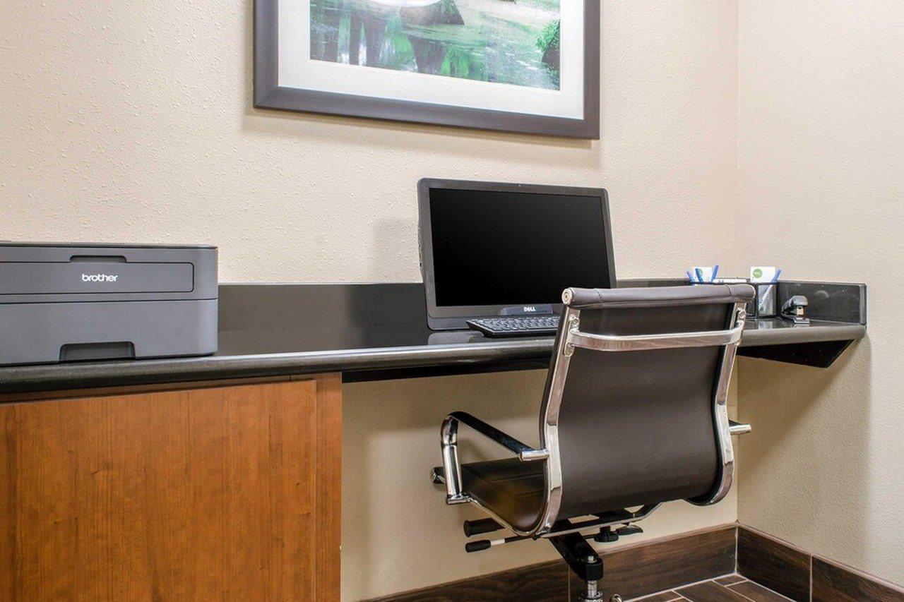Towneplace Suites By Marriott Hadley Amherst Luaran gambar
