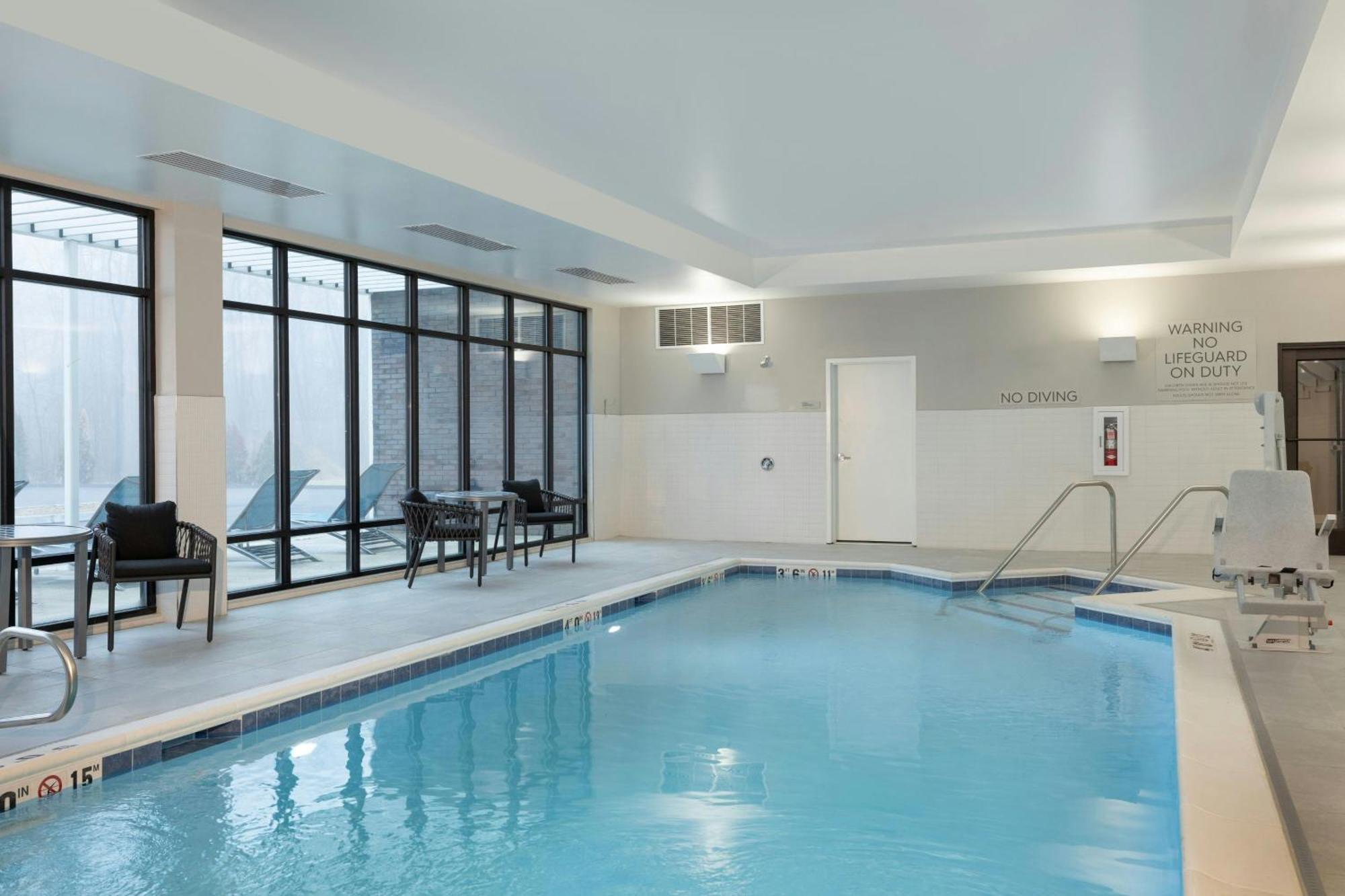 Towneplace Suites By Marriott Hadley Amherst Luaran gambar
