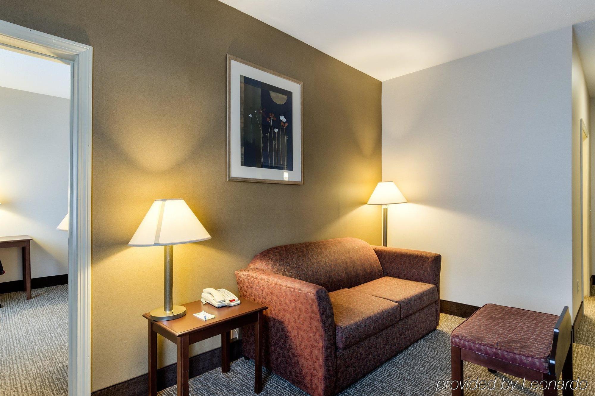 Towneplace Suites By Marriott Hadley Amherst Luaran gambar
