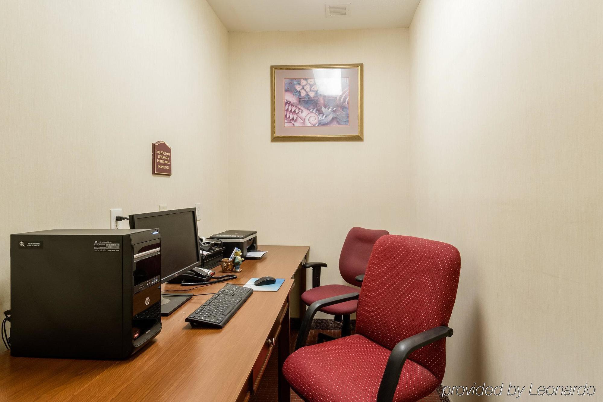Towneplace Suites By Marriott Hadley Amherst Luaran gambar