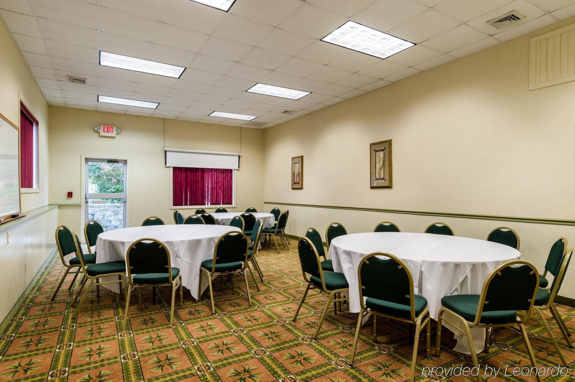 Towneplace Suites By Marriott Hadley Amherst Luaran gambar