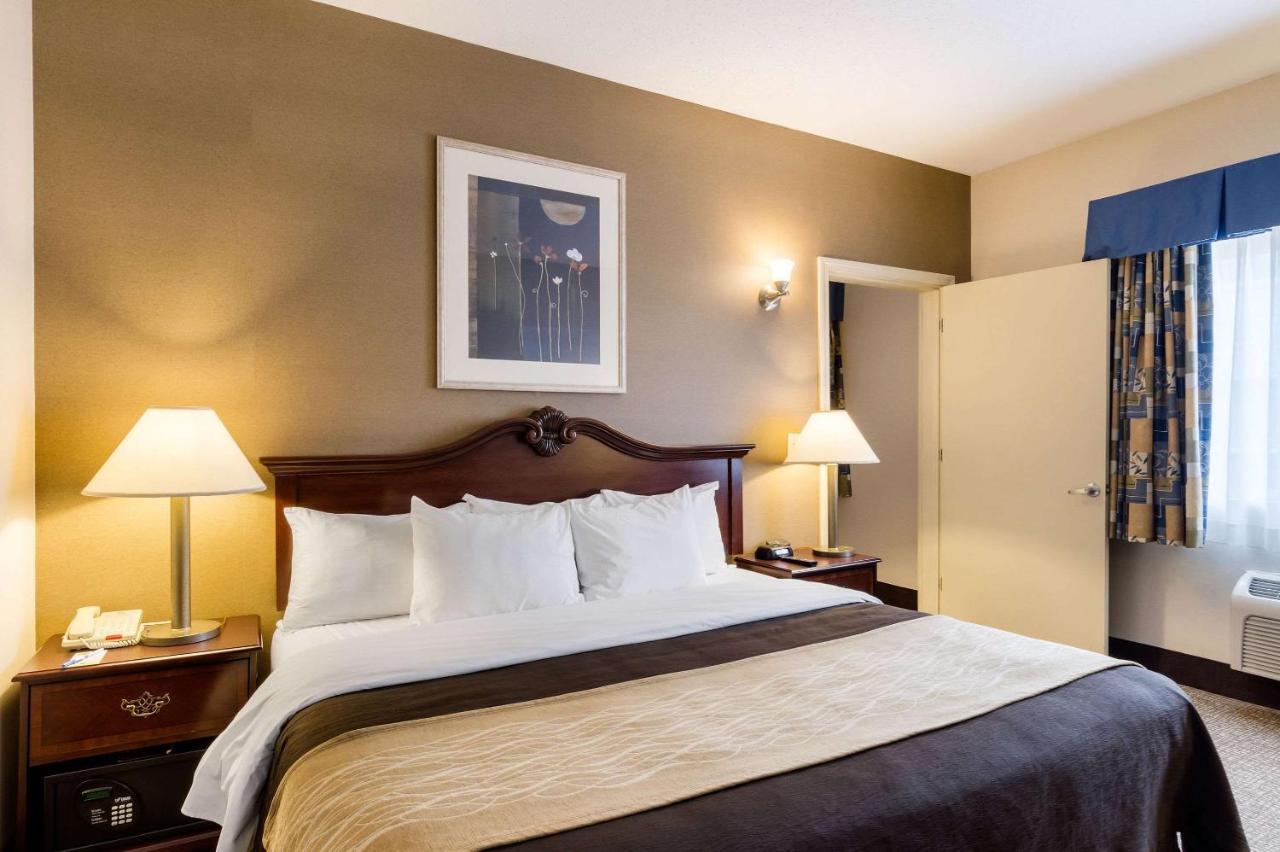 Towneplace Suites By Marriott Hadley Amherst Luaran gambar